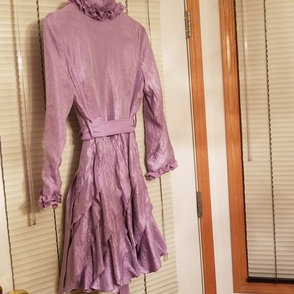 Dress - Picture 7 of 8